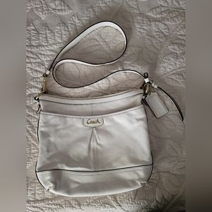 EUC Coach Park Leather Duffle F19726 Off-White/Cream